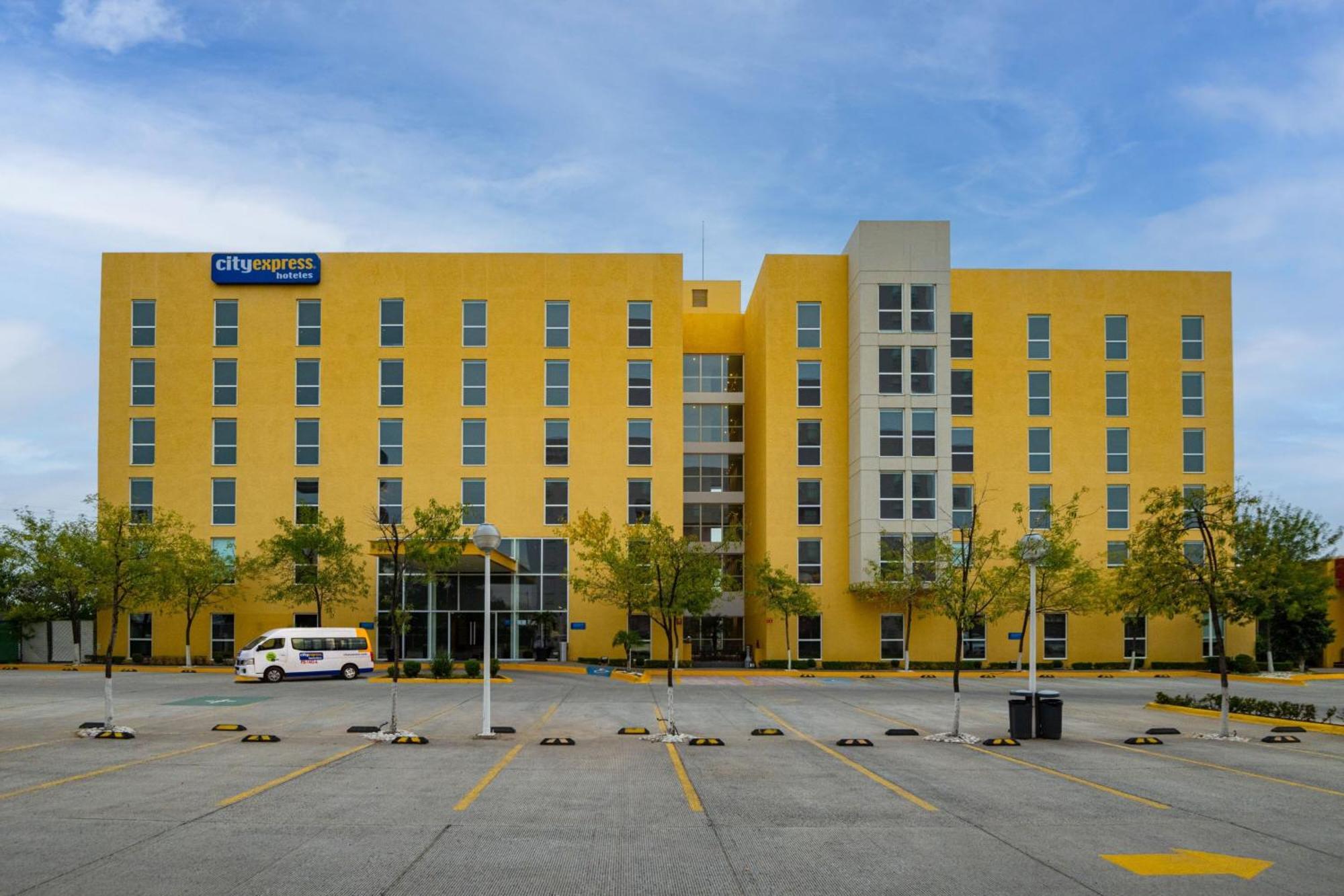 City Express By Marriott Silao Aeropuerto Exterior foto